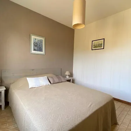 Maison Cri-cri A * Ares