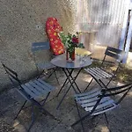Maison Cri-cri A Ares