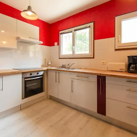 Maison Cri-cri A بيت للعطل آريس