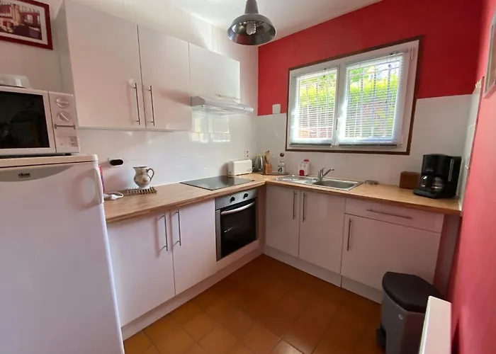 Maison Cri-cri A * Арес