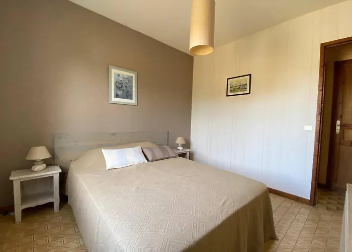 Maison Cri-cri A * Арес